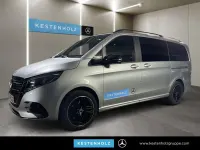 Gebraucht Mercedes V300 AMG 237 PS (174 kW) 2026 Silber Van / Kleinbus