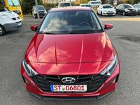 Gebraucht Hyundai i20 Select 101 PS (74 kW) 2021 Rot Kleinwagen