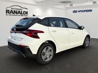 Neu Hyundai i20 Select 79 PS (58 kW) 2025 Gruen Limousine