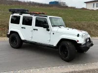 Gebraucht Jeep Wrangler Unlimited Sahara 284 PS (208 kW) 2016 Weiß SUV