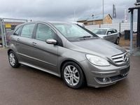 Gebraucht Mercedes B200 140 PS (102 kW) 2005 Kometgrau Van / Kleinbus