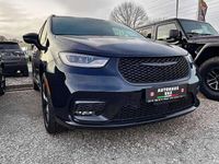 Neu Chrysler Pacifica Limited 291 PS (214 kW) 2025 Chrystal black Van / Kleinbus
