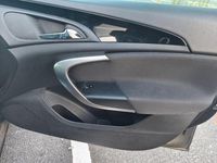 Gebraucht Opel Insignia 160 PS (117 kW) 2012 Schwarz Kombi