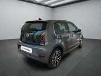 Usata VW e-up! 61 kW (83 CV) 2023 Grigio Utilitaria