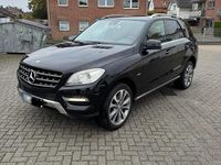 Gebraucht Mercedes ML350 258 PS (189 kW) 2012 Schwarz SUV