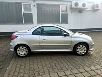 Gebraucht Peugeot 206 CC 109 PS (80 kW) 2005 Silber Cabrio