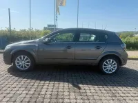 Używany Opel Astra 125 KM (91 kW) 2009 Szary Hatchback