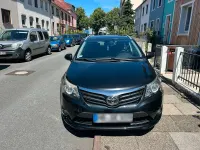 Gebraucht Toyota Avensis 124 PS (91 kW) 2012 Schwarz Kombi