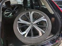 Gebraucht Volvo XC60 Plus 197 PS (144 kW) 2022 Schwarz SUV