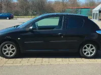 Używany Peugeot 206 75 KM (55 kW) 2007 Czarny Hatchback