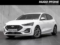Gebraucht Ford Focus ST-Line X 155 PS (114 kW) 2024 Frozen white uni Limousine