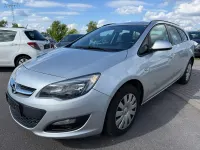 Gebraucht Opel Astra 140 PS (102 kW) 2015 Silber Kombi