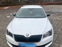 Gebraucht Skoda Superb SportLine 190 PS (139 kW) 2018 Weiß Kombi