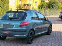 Gebraucht Peugeot 206 75 PS (55 kW) 2002 Grün Limousine