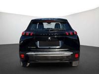 Gebraucht Peugeot e-2008 Active 100 kW (136 PS) 2022 Lackierung schwarz perla nera/typ aussenverkleidung metalliclackierung SUV