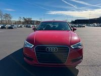 Gebraucht Audi A3 105 PS (77 kW) 2013 Rot Limousine