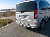 Gebraucht Mercedes Viano 163 PS (119 kW) 2012 Silber Van / Kleinbus