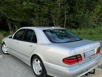 Second-hand Mercedes E270 169 CP (124 kW) 2001 Argintiu Berlinǎ