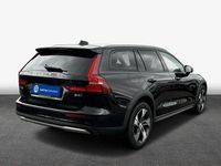 Gebraucht Volvo V60 CC Plus 197 PS (144 kW) 2024 Schwarz Kombi