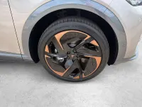 Neu Cupra Tavascan VZ 250 kW (340 PS) 2026 Beige SUV
