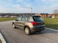 Gebraucht VW Tiguan Trendline 122 PS (89 kW) 2013 Grau SUV