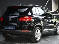 Gebraucht VW Tiguan LOUNGE 150 PS (110 kW) 2015 Schwarz SUV