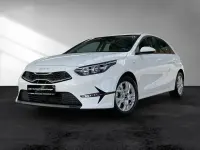 Usado Kia Ceed Comfort 140 CV (102 kW) 2025 Blanco Utilitario