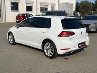 Gebraucht VW Golf VII Highline 131 PS (96 kW) 2018 Weiß Limousine