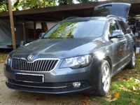 gebraucht Skoda Superb Combi 2.0 TDI Green tec 4x4 DSG Ambition AHK