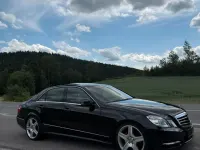 Gebraucht Mercedes E350 Avantgarde 265 PS (194 kW) 2012 Schwarz Limousine