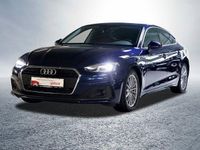 Gebraucht Audi A5 Sportback Sport 150 PS (110 kW) 2022 Navarrablau metallic Kleinwagen