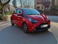 Gebraucht Toyota Aygo 72 PS (52 kW) 2020 Rot Kleinwagen
