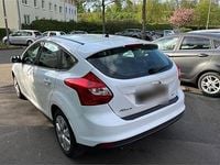 Usata Ford Focus 125 CV (91 kW) 2013 Bianco Berlina