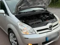 Gebraucht Toyota Corolla Verso 125 PS (91 kW) 2006 Silber Van / Kleinbus
