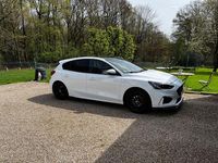 Gebraucht Ford Focus ST-Line 125 PS (91 kW) 2018 Weiß Limousine