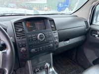 Gebraucht Nissan Navara 231 PS (169 kW) 2011 Schwarz Pickup