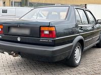 Second-hand VW Jetta Basis 70 CP (51 kW) 1990 Berlinǎ