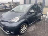 Gebraucht Toyota Aygo Cool 68 PS (50 kW) 2013 Grau Kleinwagen
