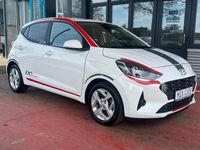 Gebraucht Hyundai i10 Edition 30 67 PS (49 kW) 2021 Weiß Kleinwagen