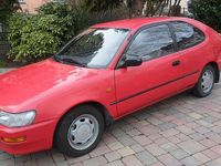 Gebraucht Toyota Corolla 75 PS (55 kW) 1995 Rot Limousine
