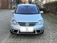 Gebraucht VW Golf Plus Cross 122 PS (89 kW) 2008 Silber Van / Kleinbus