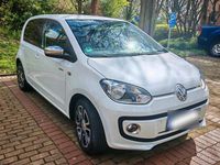Second-hand VW up! 75 CP (55 kW) 2015 Alb Hatchback