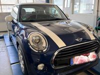 Gebraucht Mini Cooper 136 PS (100 kW) 2018 Blau Kleinwagen
