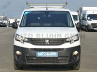 Gebraucht Peugeot Partner Premium 102 PS (75 kW) 2020 Kaolinweiß Van / Kleinbus