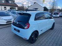 Gebraucht Renault Twingo Techno 60 kW (82 PS) 2023 Blau Kleinwagen