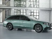 Gebraucht Mercedes E300 AMG 197 PS (144 kW) 2024 Verdesilber metallic Kombi