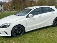Gebraucht Mercedes A180 122 PS (89 kW) 2017 Weiß Limousine