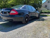 Gebraucht Mercedes E200 184 PS (135 kW) 2007 Schwarz Limousine