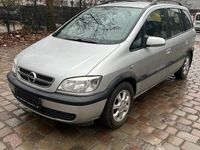gebraucht Opel Zafira 1,8 16 v Benzin mit neu tuv