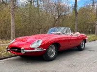 Käytetty Jaguar E-Type 265 HP (194 kW) 1966 Punainen Avoauto